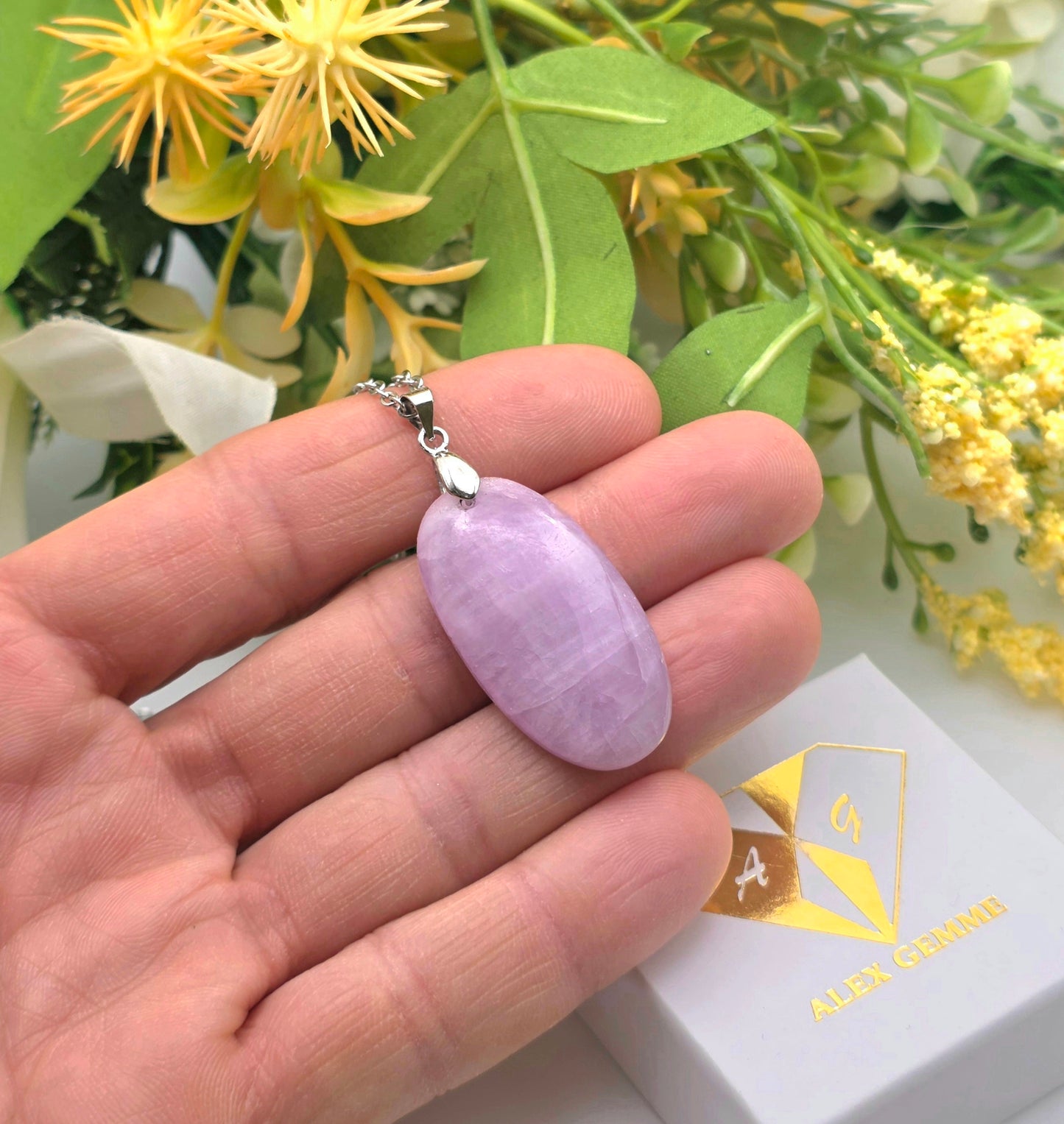 CIONDOLO IN KUNZITE HQ