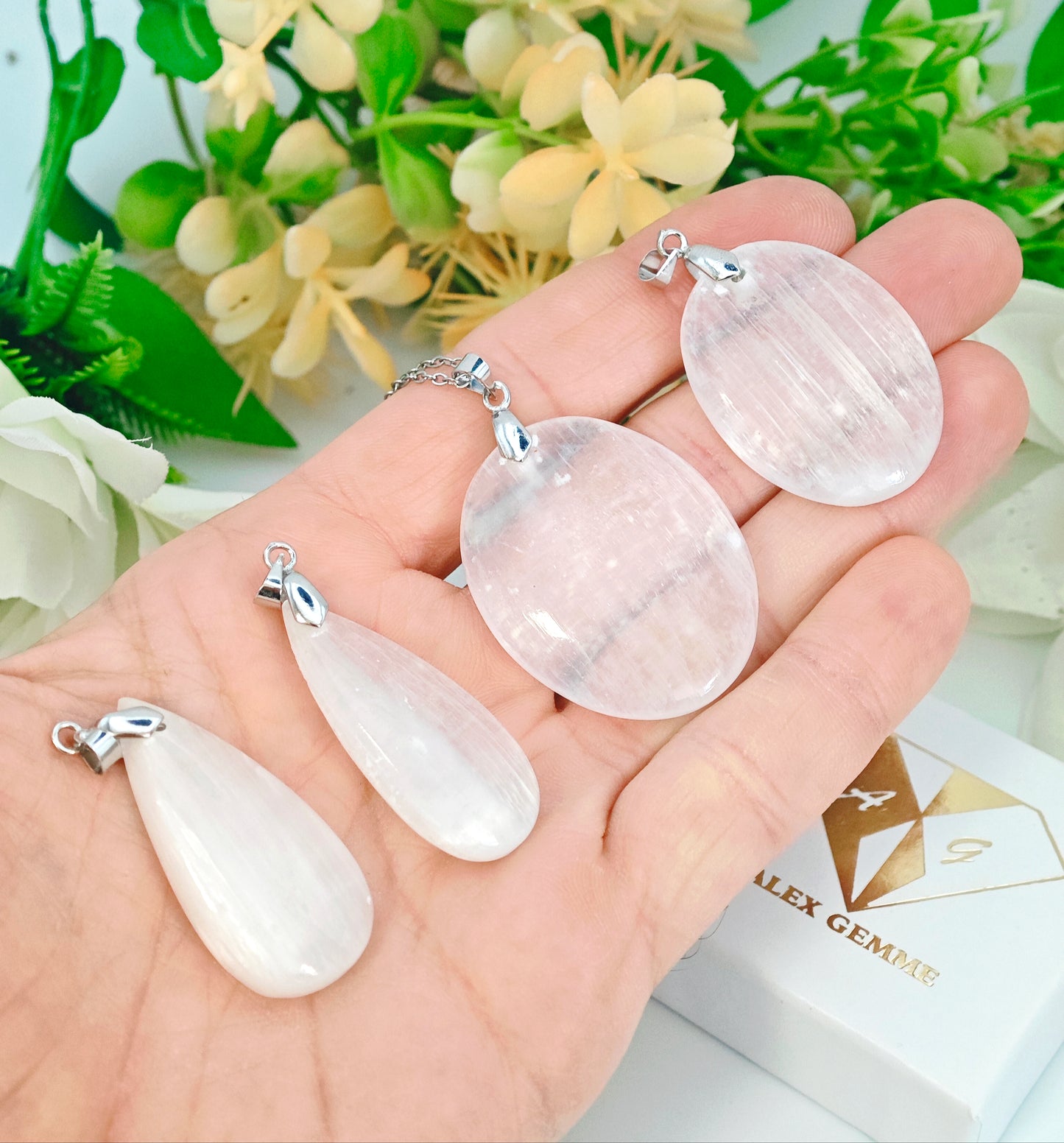 CIONDOLO IN SELENITE