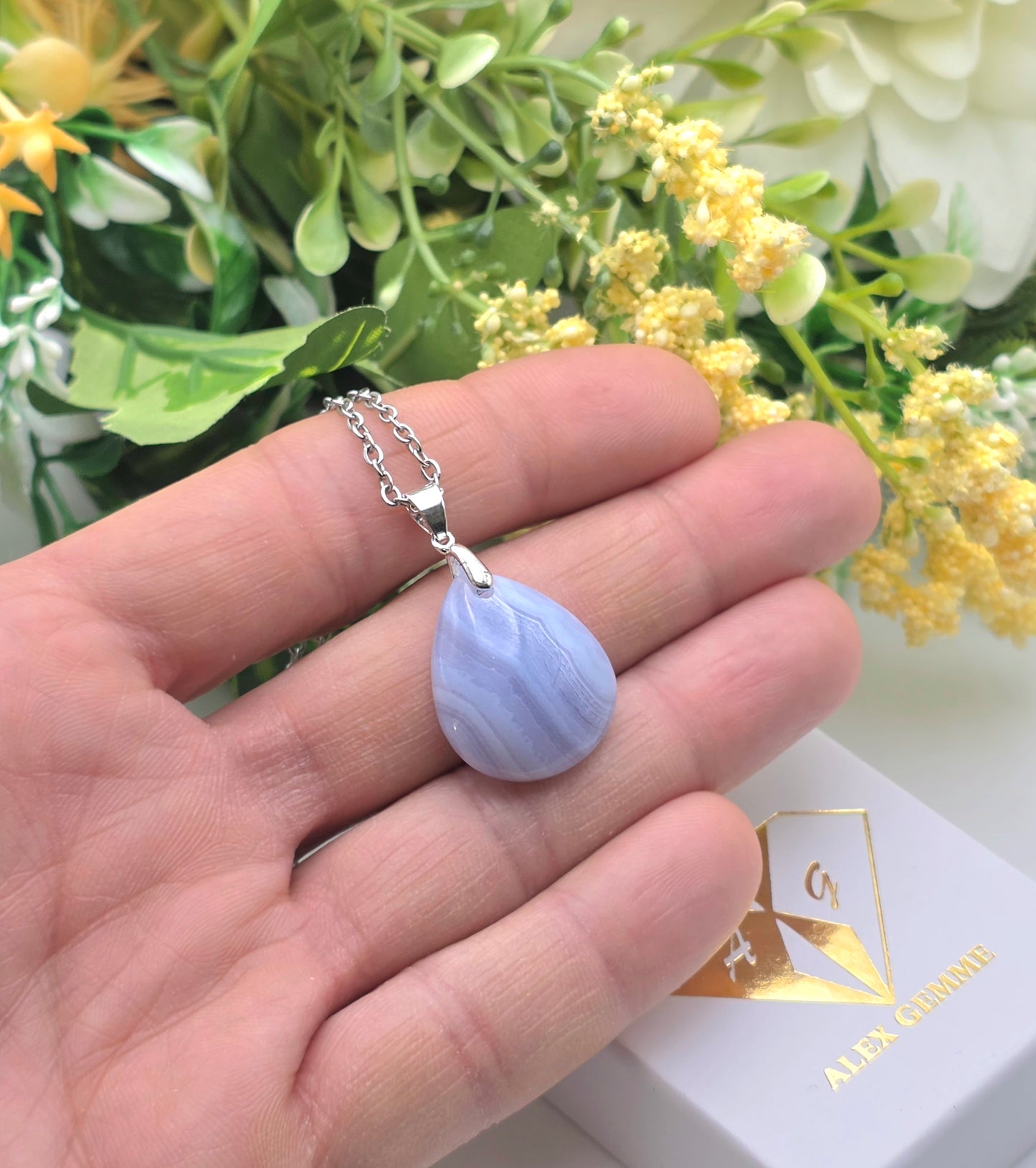 CIONDOLO GOCCIA IN AGATA BLU LACE (AAA)