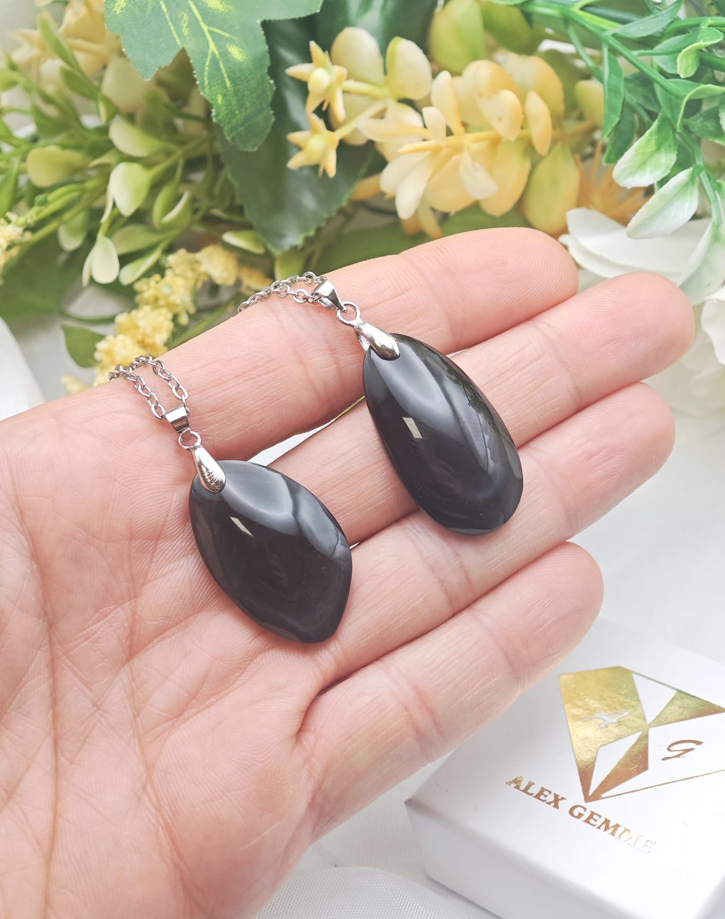 CIONDOLO IN OSSIDIANA ARCOBALENO