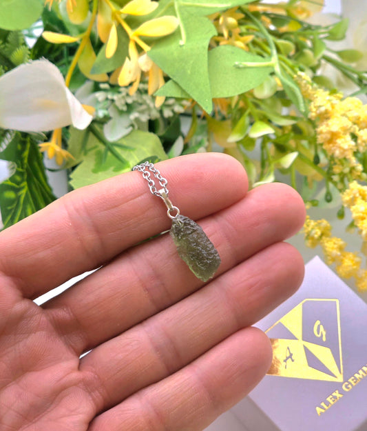 CIONDOLO IN MOLDAVITE HQ