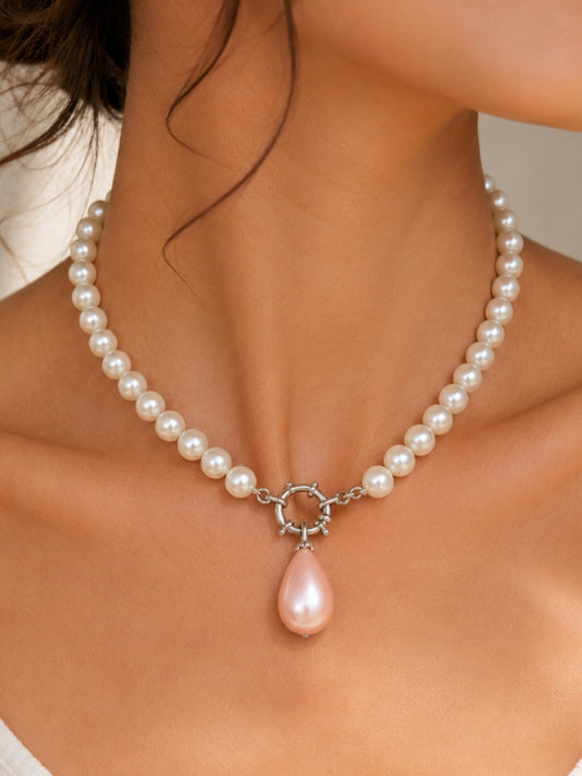 COLLANA IN PERLE D'ACQUA DOLCE E PIETRA DI LUNA PESCA (AAA)