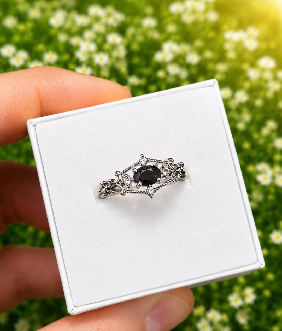 ANELLO IN SPINELLO NERO