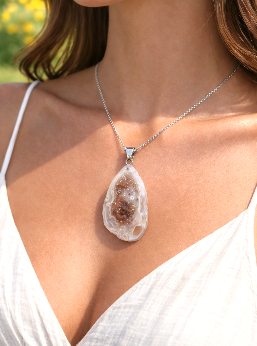 CIONDOLO GEODE DI AGATA CRISTALLIZZATA