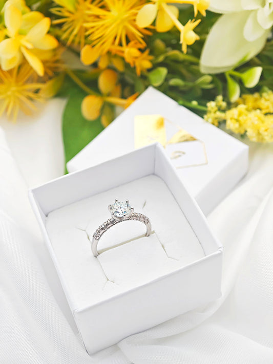 ANELLO IN MOISSANITE