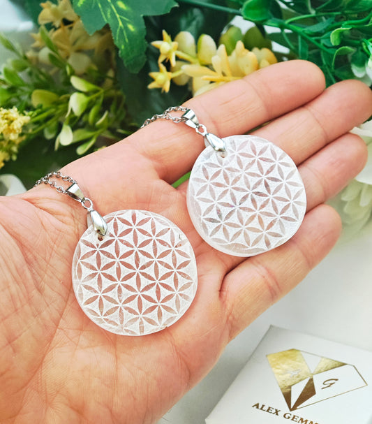 CIONDOLO FIORE DELLA VITA IN SELENITE