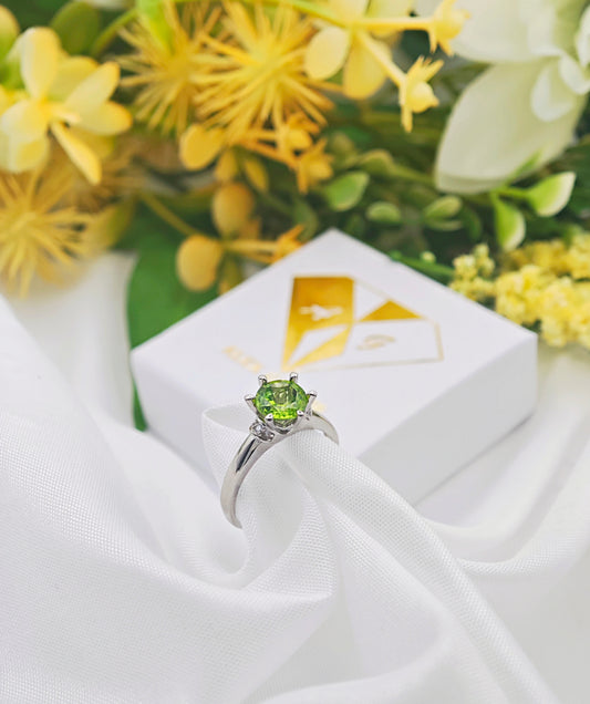 ANELLO SOLITARIO IN PERIDOTO