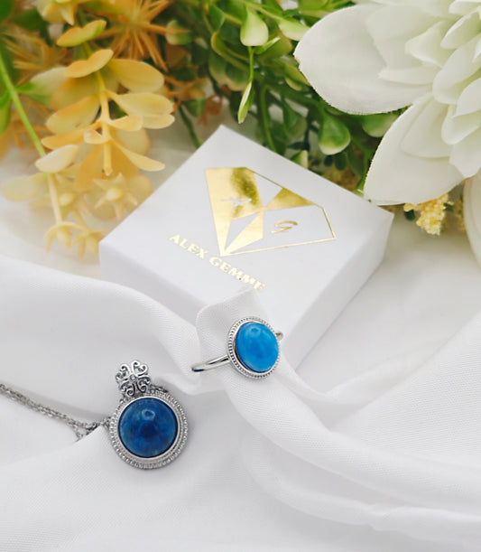 ANELLO IN APATITE CON CIONDOLO IN OMAGGIO