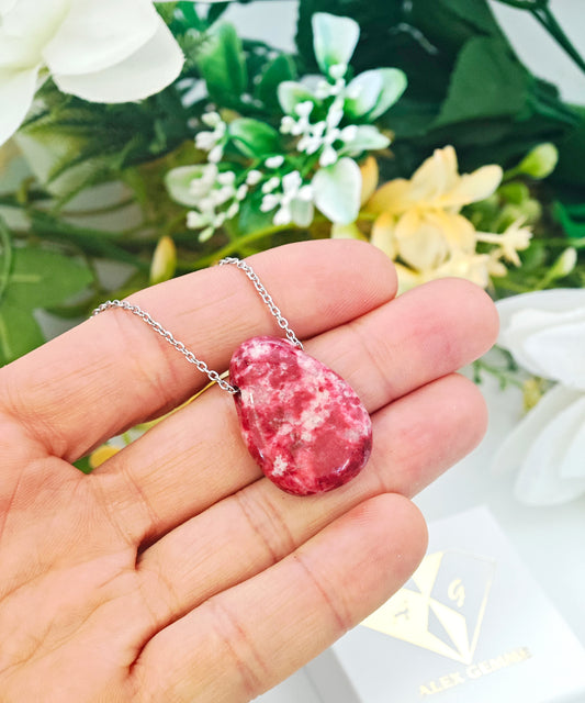 CIONDOLO GOCCIA IN THULITE