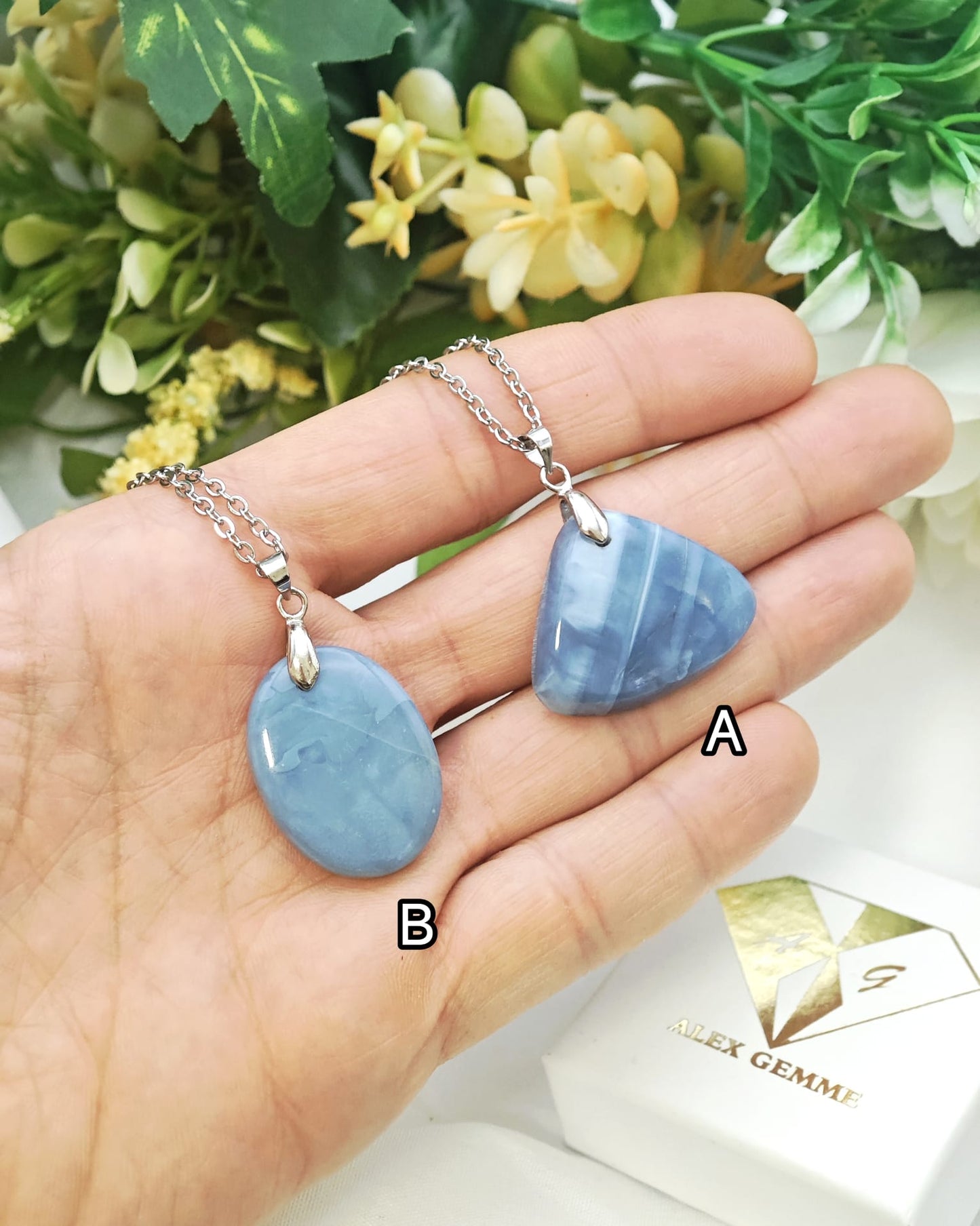 CIONDOLO IN OPALE BLU