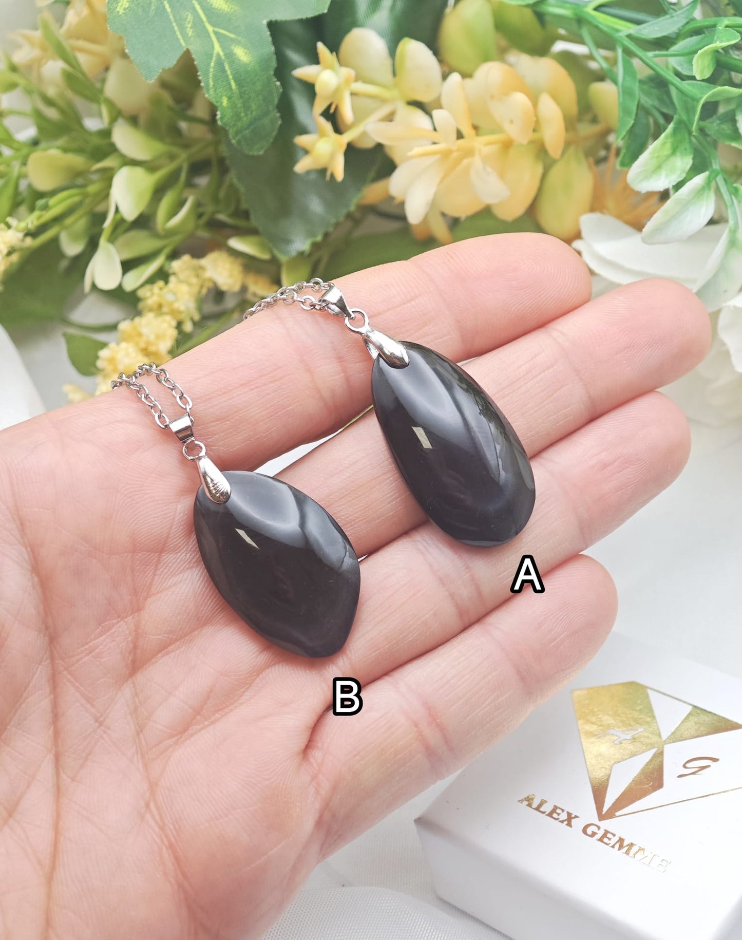 CIONDOLO IN OSSIDIANA ARCOBALENO