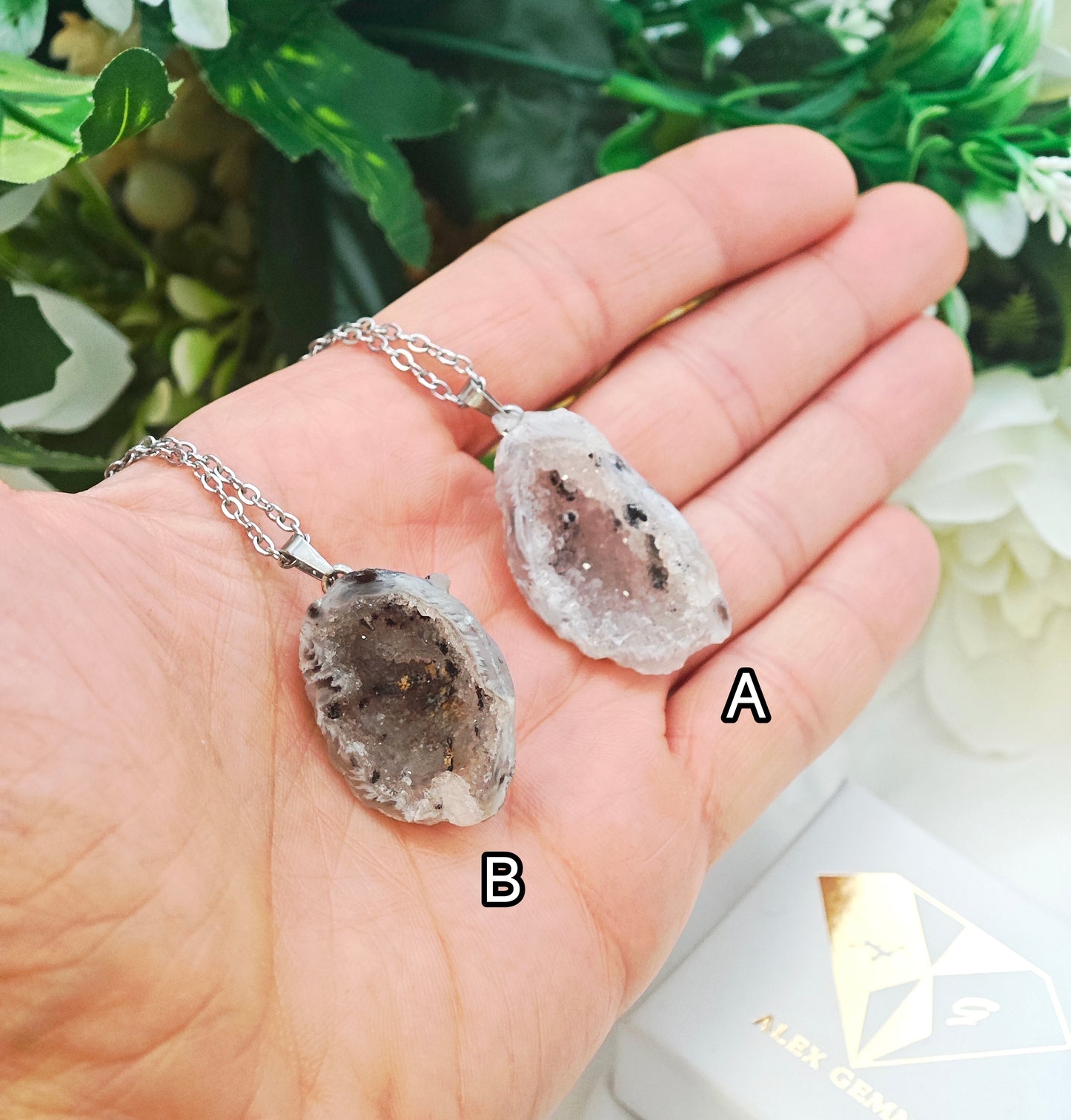 CIONDOLO GEODE IN AGATA CRISTALLIZZATA