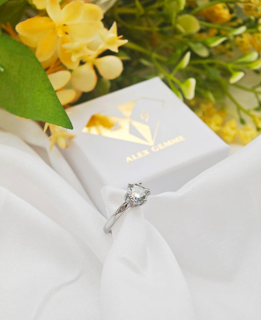 ANELLO LUCE DI MOISSANITE