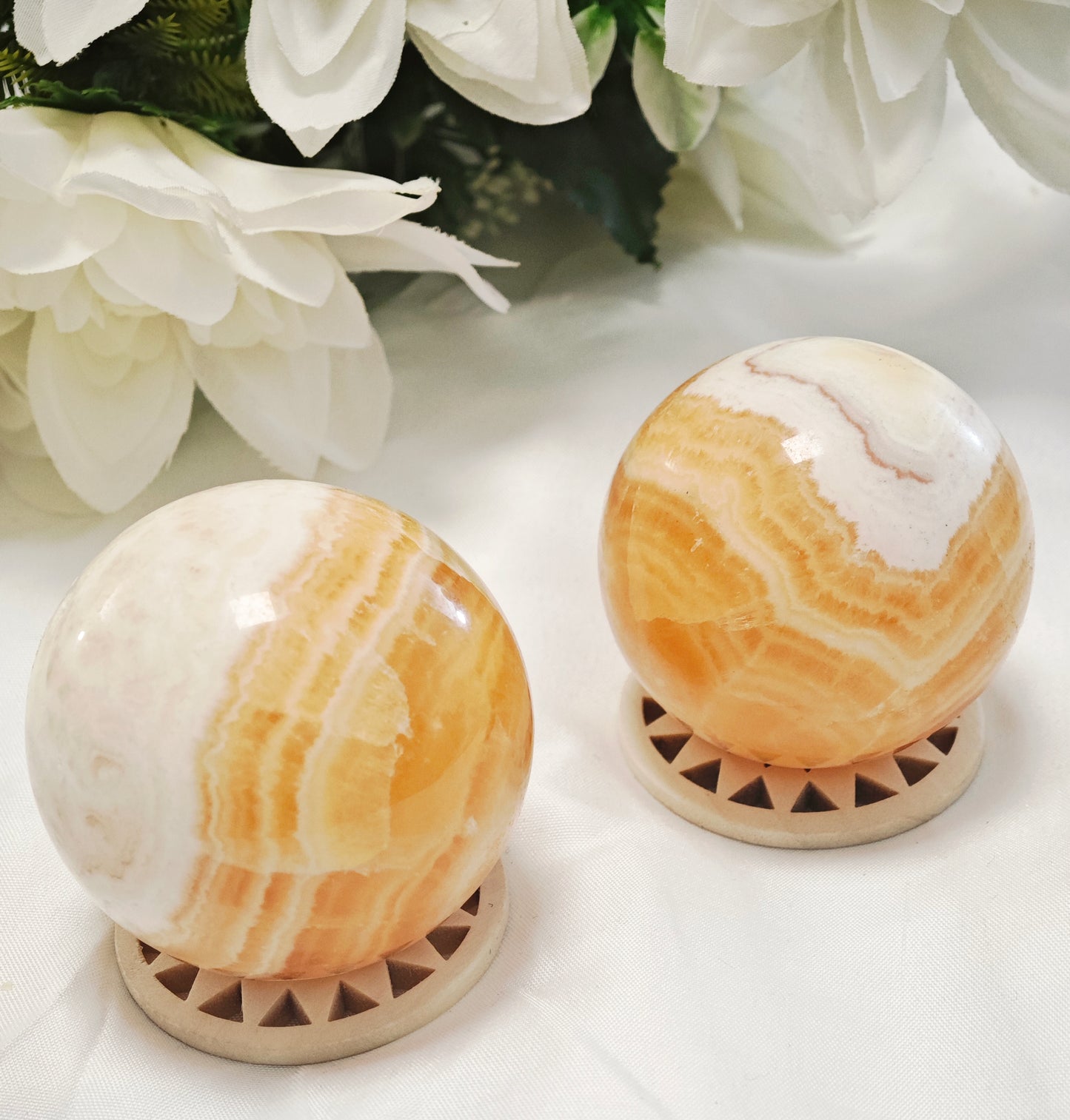 SFERA IN CALCITE GIALLA