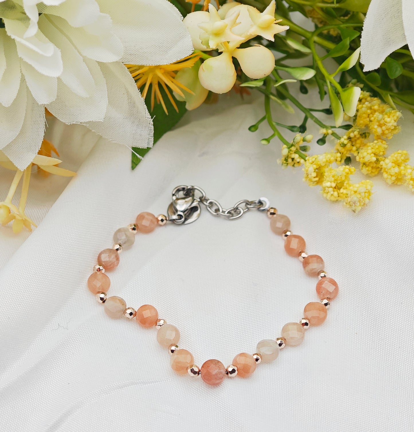 BRACCIALE IN PIETRA DI LUNA PESCA ED EMATITE GALVANIZZATA