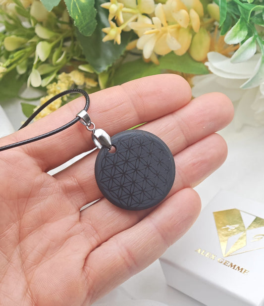 CIONDOLO IN SHUNGITE FIORE DELLA VITA